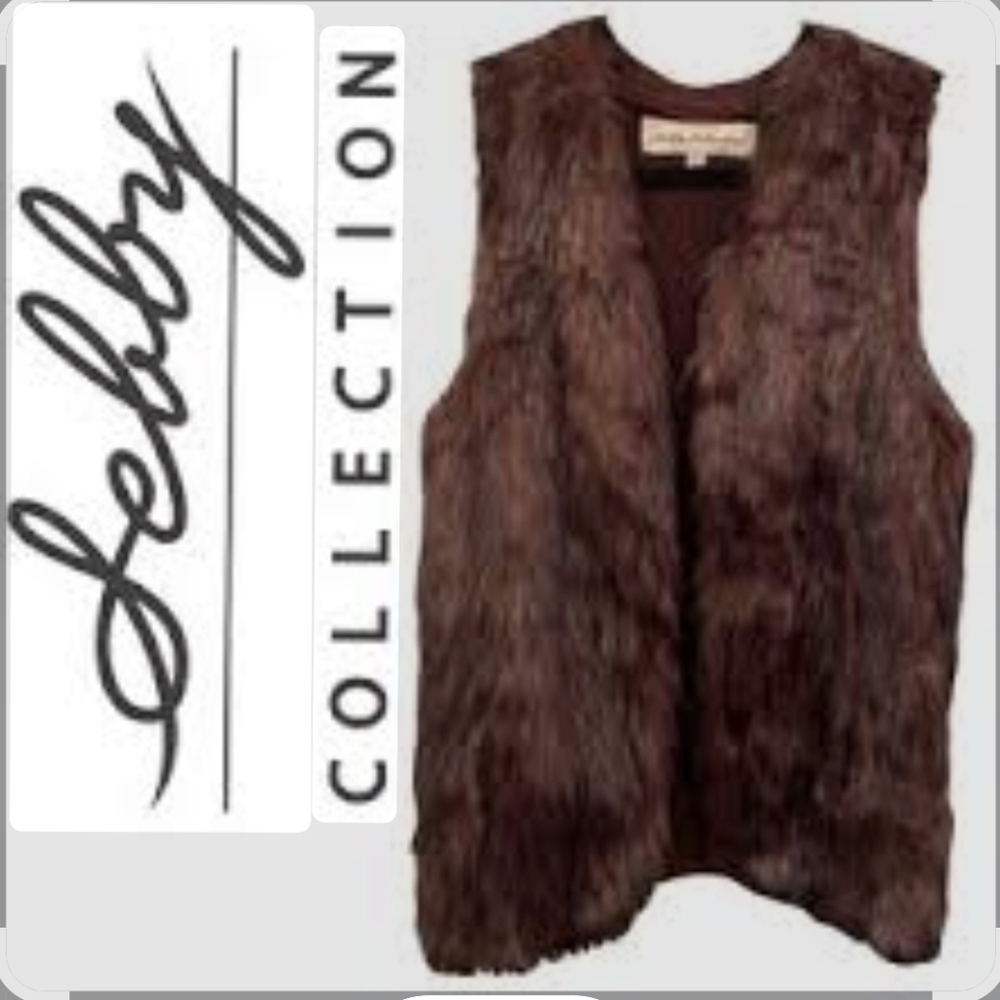 Sebby Collection. Faux Fur and Cable Knit Vest - Medium